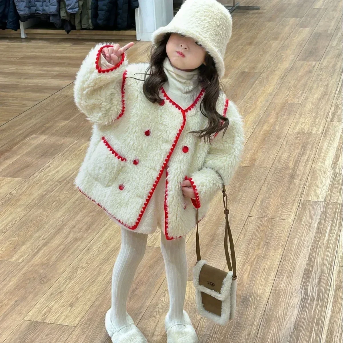 Girl Coats 2023 Winter New Children Wear Korean Style Children Wear Girl Design Sense Wooly Clothing Red Border Year Clothing