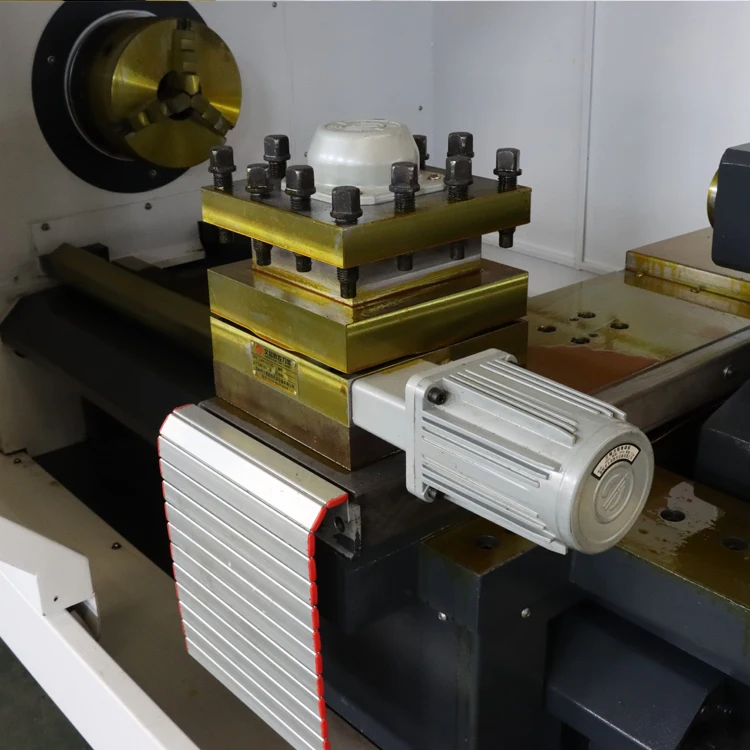 Pozioma tokarka CNC z płaskim łóżkiem metalowym Ck6160