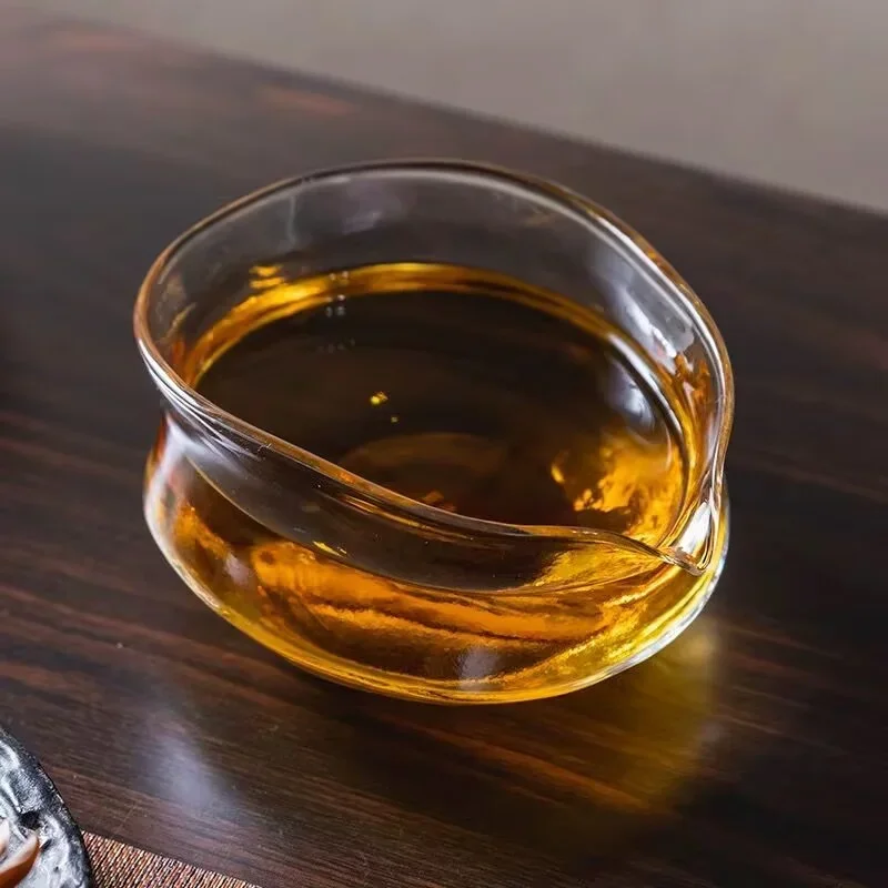 180ml Hammer Patterned High Borosilicate Glass Fair Cup Tea Pitcher Tea Coffee Server Chahai Home Pourer Tea Glass Container