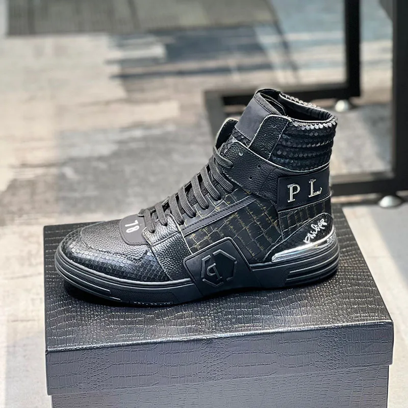 Luxe ontwerper herfst winter nieuwe heren sneakers water diamant hoge top loopschoenen voor heren mode lederen casual korte laarzen