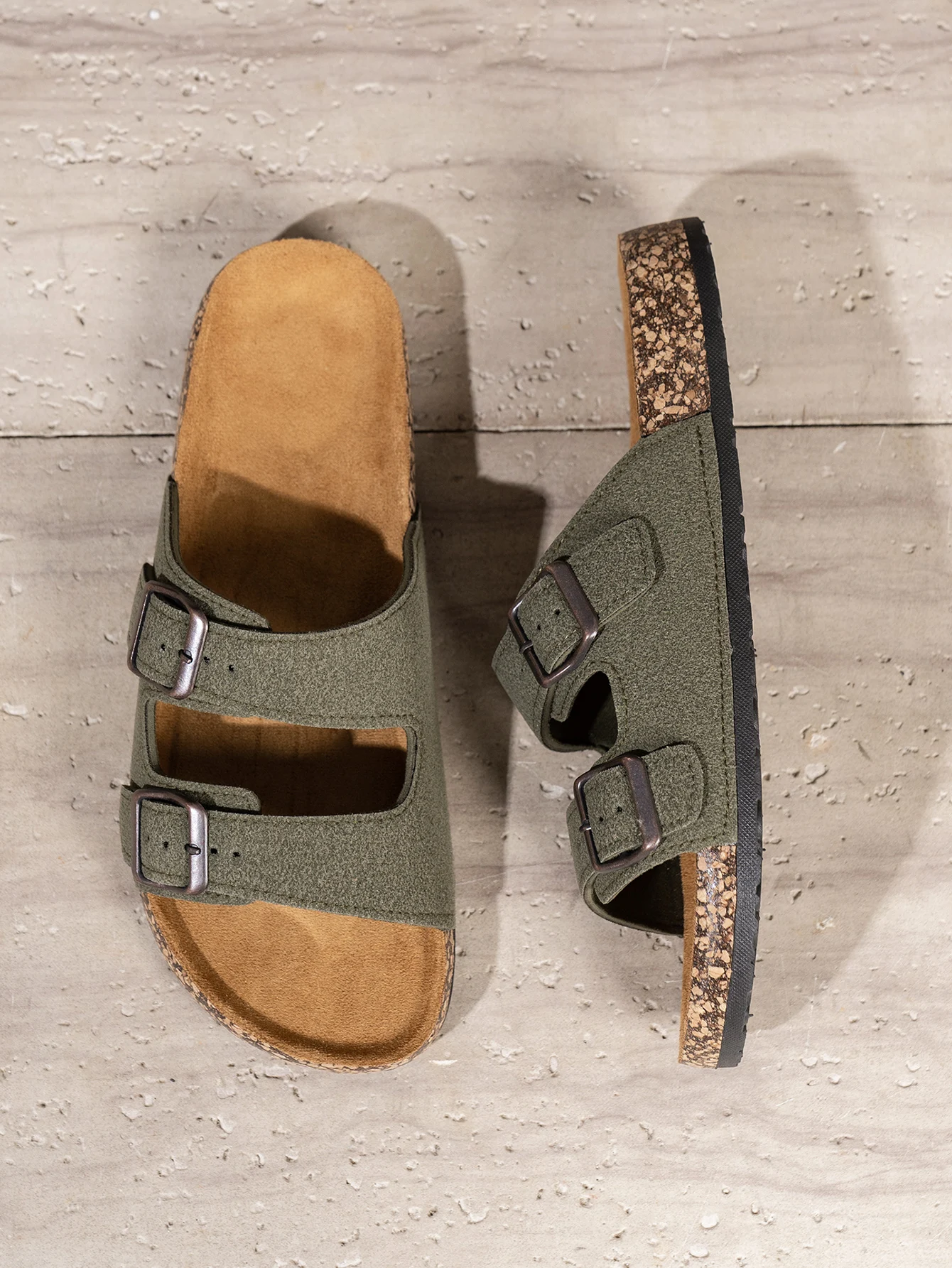 شباشب عصرية للرجال، صنادل شاطئ كاجوال ومتعددة الاستخدامات ونعل سميك ومضادة للانزلاق للاستخدام المنزلي في الهواء الطلق