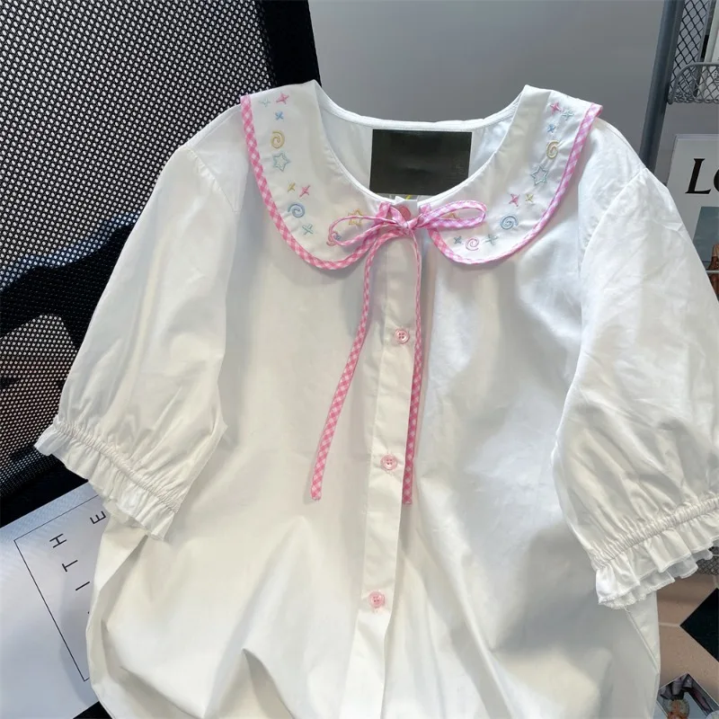 Camisa de manga corta con cuello de Peter Pan, blusa de Color de contraste con paneles de una sola botonadura, Top fresco de verano para mujer