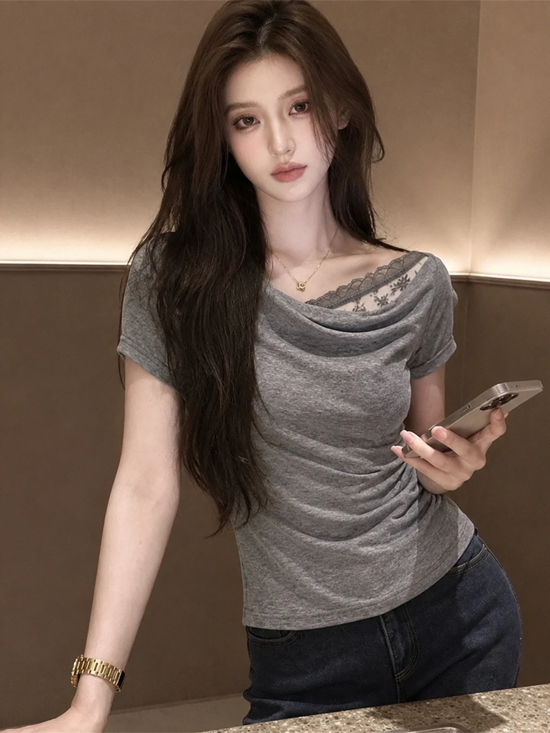 

Gentle Wind Short Sleeve Slim Fit T-Shirt Korean Style Commute Pure Color Summer 2026 Fashion Elegant Top Age-Defying Shirt