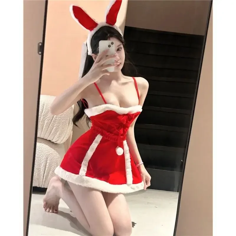 春のトレンドセクシーなパッチワークホローアウト胸元ラップスリングクリスマスドレス女性用ファッショナブルな赤いスリムキャミソールパーティードレス女性用