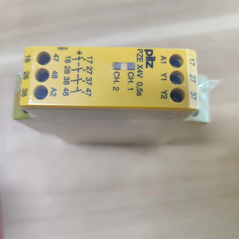 Новое оригинальное реле безопасности 774310 X3 24 В переменного тока VDC 3n/o 1n/c на складе