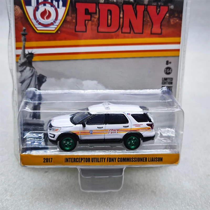 Greenlight 1:64 2017 นักสืบตํารวจรถFDNY Fire Departmentสีเขียวเครื่องSeries Alloy Die Castingรุ่นเก็บเครื่องประดับ