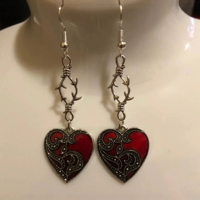 2022 jewelry dark Gothic Punk wind wild rose heart-shaped bloody eye drop oil bat earring nail