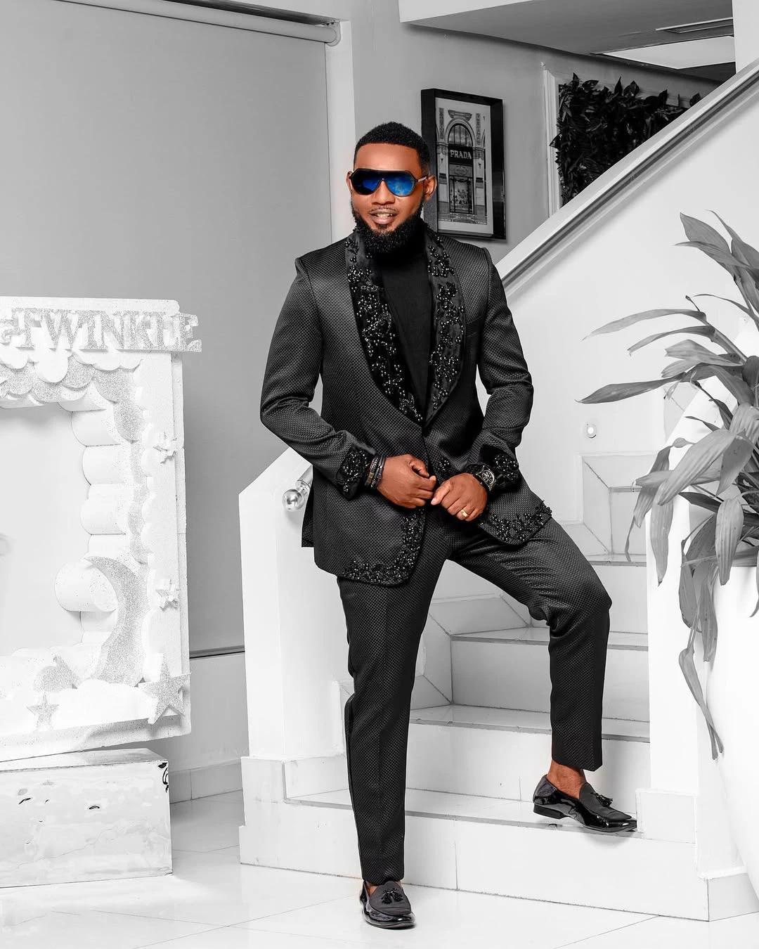 New Arrival Tailored 2 Pieces Men Suits Jacket Pants Shawl Lapel One Button Beading Formal Ball Evening Party Suits Customized