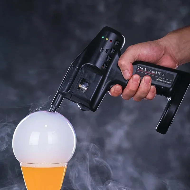 Creative cocktail smoky cocktail bubble gun, bubble gun, smoke gun, molecular cocktail recipe