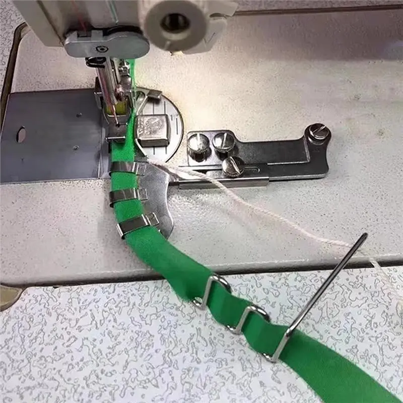 2025 Trend Sewing Machine Foot 4 In 1 Stainless Steel Cording Guide Sewing Machine Embedded Presser Foot For Dressmaking