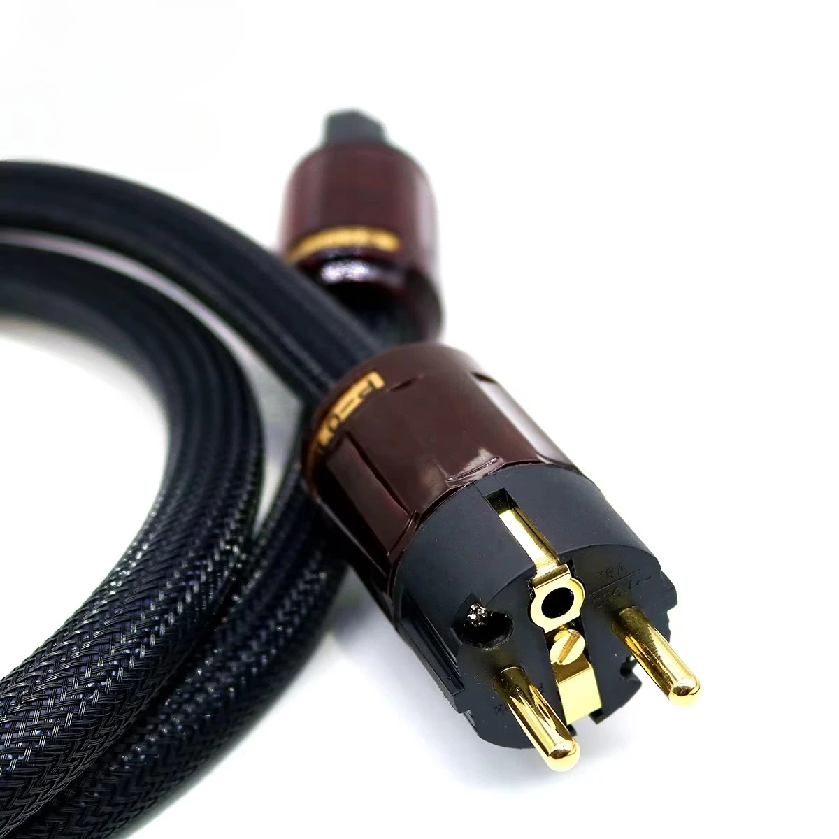 

Шнур питания EU Schuko HIFI длиной 1 м, 220 В, 250 В, 16 А, кабель питания усилителя с плетеной втулкой, аудиофильский шнур питания переменного тока с вилкой C15 IEC