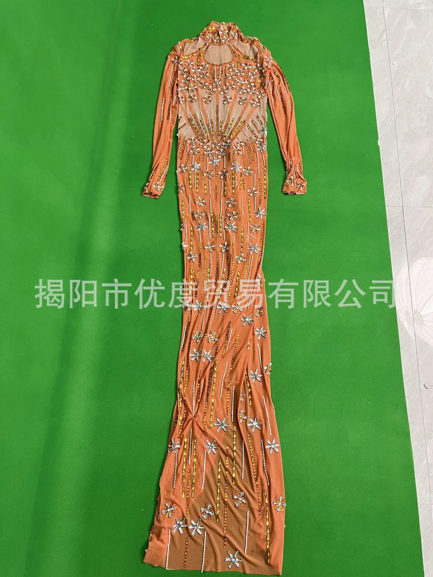 فستان بتصميم نحيف بأكمام طويلة من حجر الراين اللامع وحفلات أعياد الميلاد وحفلات الاستقبال وأداء الليل فستان طويل فساتين سهرة برتقالية