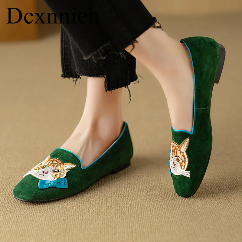 Round Toe Soft Sole Embroidery Flat Shoes Women Solid Color Shallow Mouth Loafers Spring Autumn Outdoor Walking Shoes Pea shoes