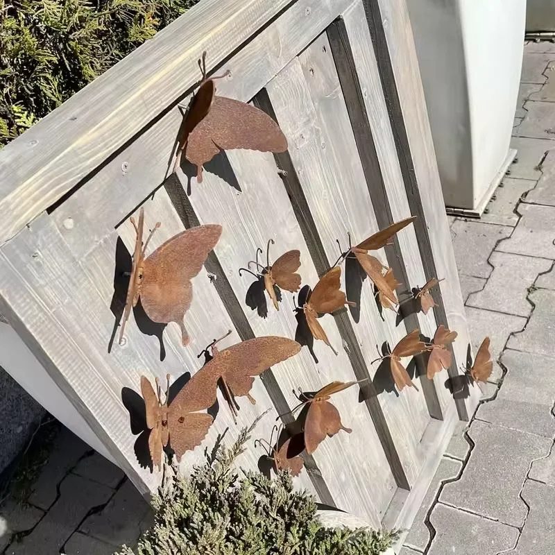 15 Pcs Rustic Metal Butterfly Outdoor Wall Art Decor Rusty Metal Garden Decor for Garden Fence Yard