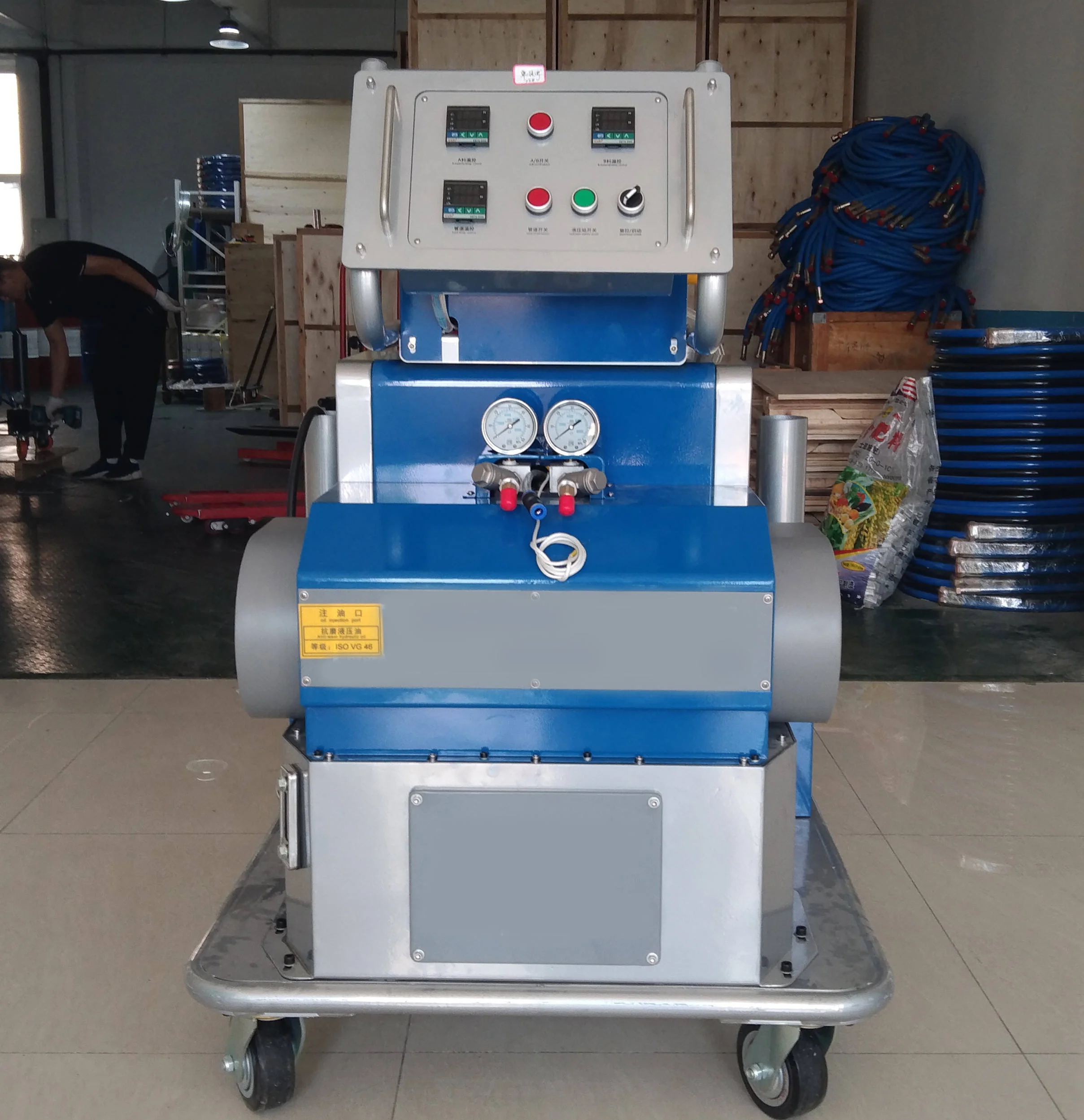Customized Hydraulic Driven Polyurethane And Polyurea Foam Polyol Isocyanate PU Foaming Machine For Wall Insulation Spraying
