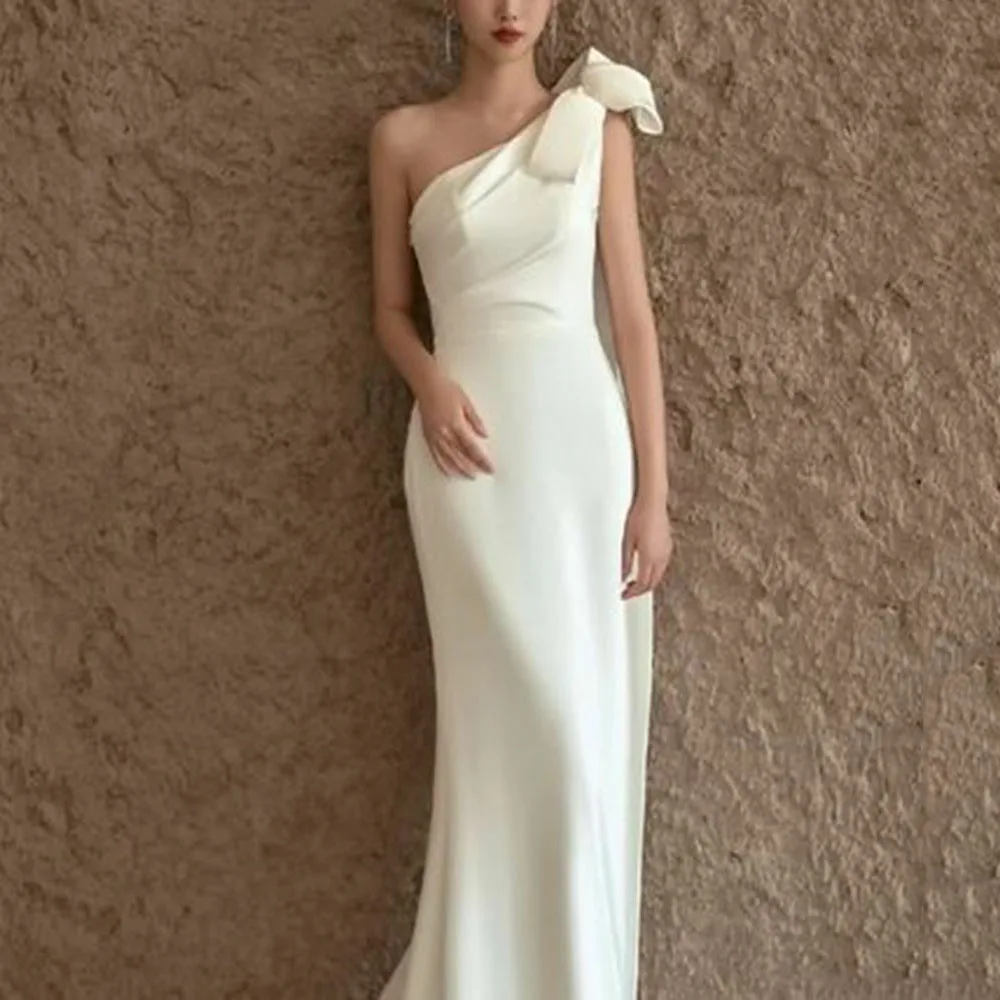 

One Shoulder Mermaid Wedding Dress Elegant Pleat Formal Brides Dress Bridal Gowns Bodycon Wedding Party Gowns