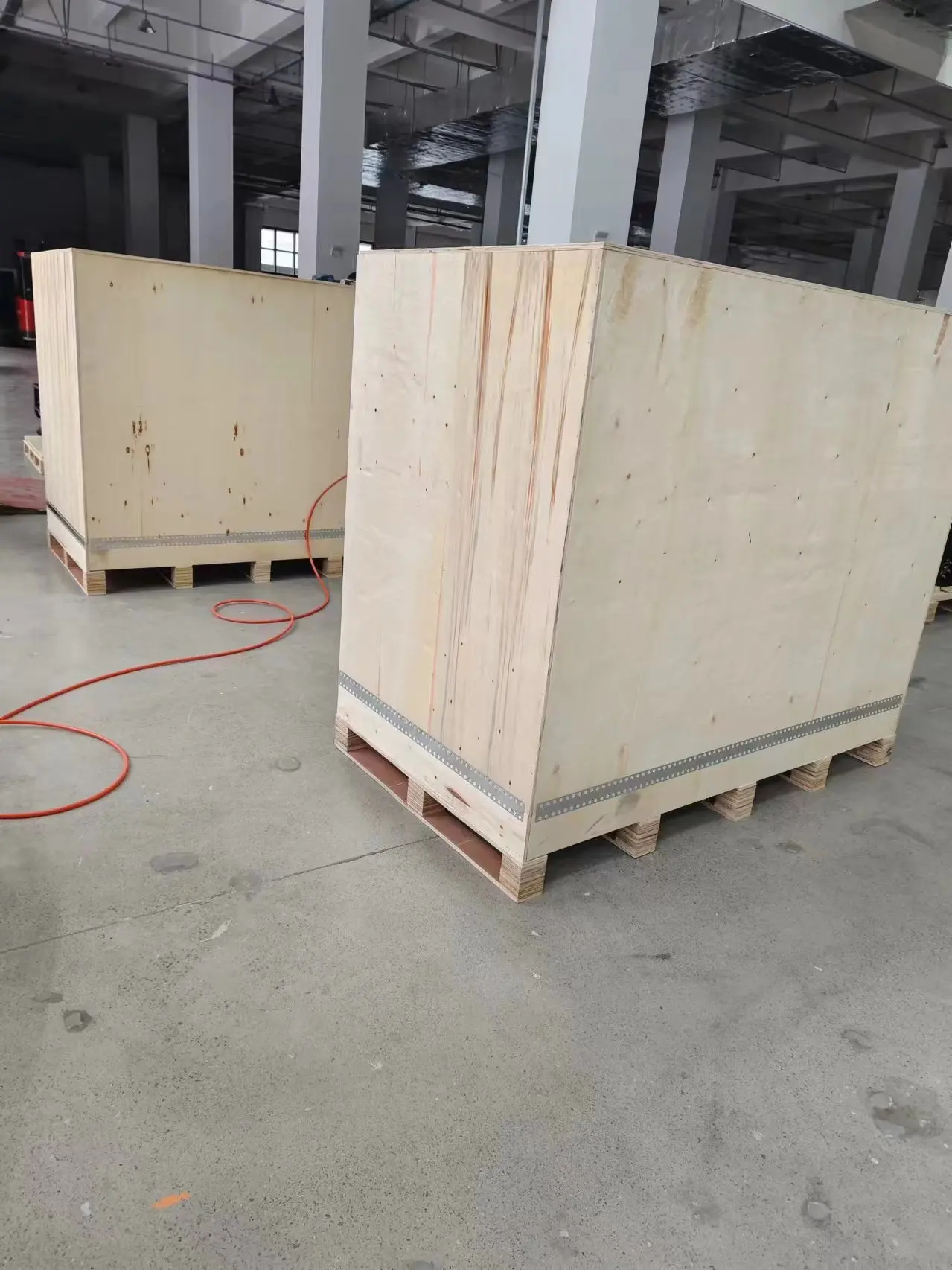 SJ1250 أفضل بيع ركوب البطارية على آلة كنس الأرضية مكنسة الطريق للبيع