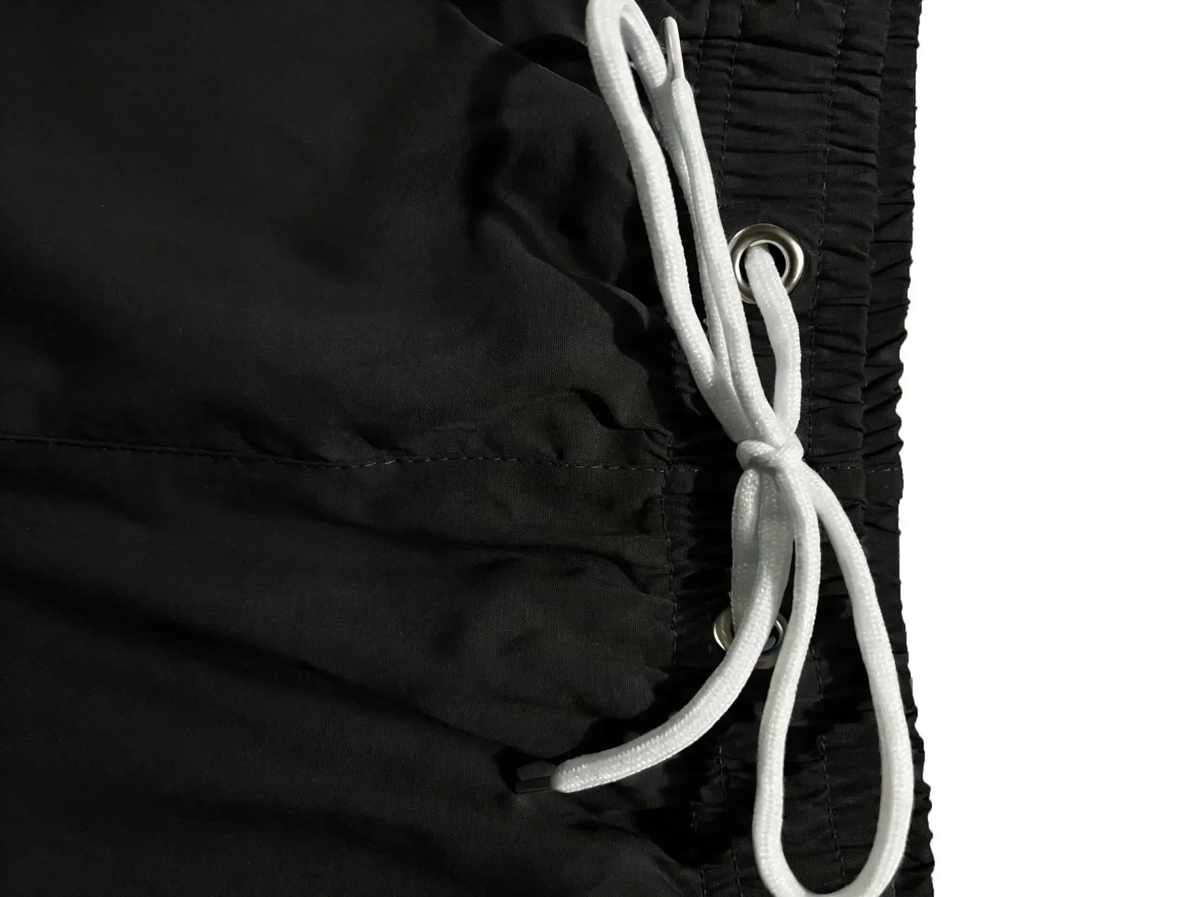 Herren-Badeshorts mit Kordelzug und Netzfutter, elastischem Bund, atmungsaktiv, weich, lässig, Alltags-Streetwear – Detail 3