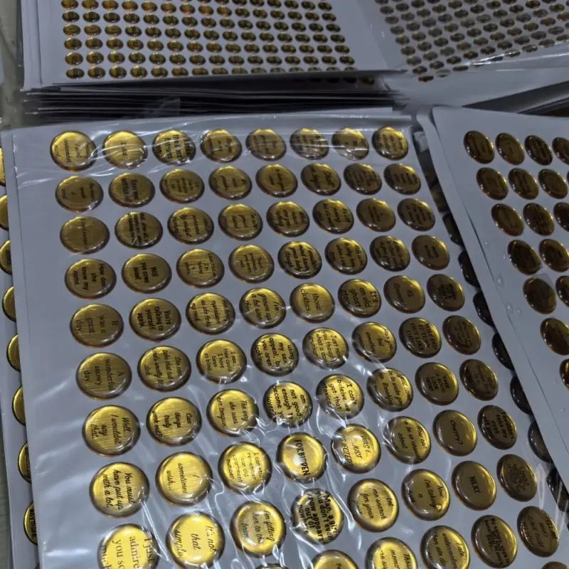 customized-3d-gold-epoxy-resin-dome-stickers-transparent-waterproof-label-printing-for-refrigerators