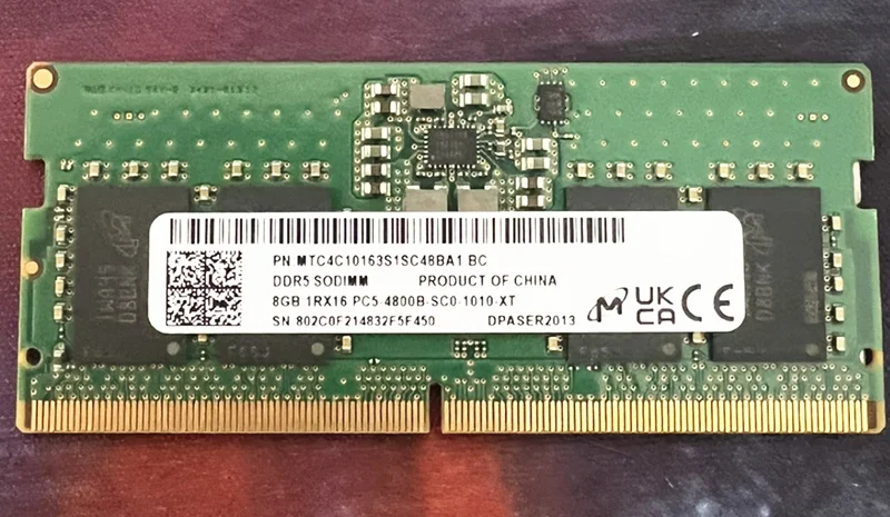 Samsung DDR5 SODIMM 8GB 1Rx16 PC5-4800B-SC0-10-10-XT: A Samsung DDR5 SODIMM 8GB 1Rx16 PC5-4800B-SC0-10-10-XT: A