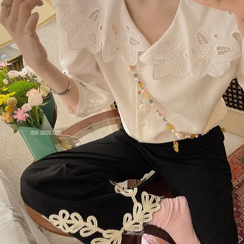 

Vimas75 Silk 25 Linen Vtg Girl Embroidered Hollow Floral Pattern Turn-down Collar irt Women's Regular Sve Length Pure Color