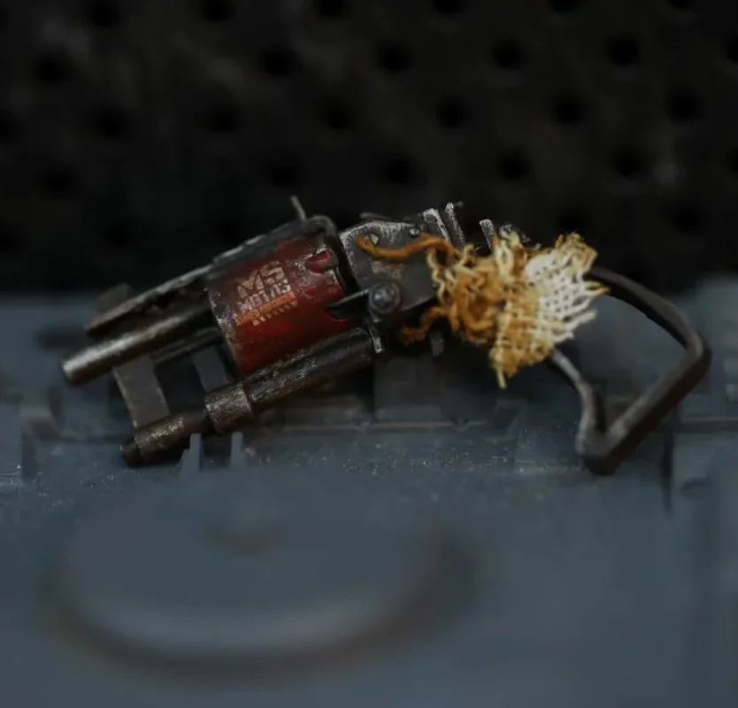 1/6 Scale Soldier Revolver Model for 12'' Waste Soil Style