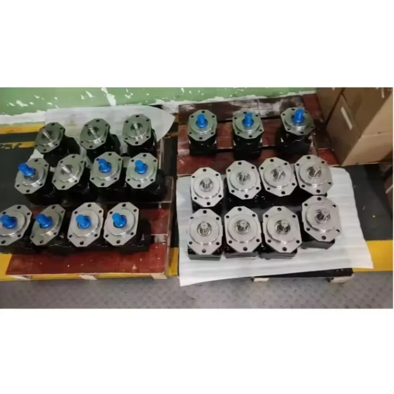 52235207 2652235207 M4C1 M4SC M4SC1 M4D1 M4SD M4SD1 M4D محرك ريشة هيدروليكي M4D 113 YN00 B101