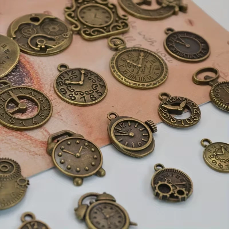 20pcs Mixed (Non-Repeating) Alloy Jewelry Pendant Mixed Clock Gear Mechanical Pendant Additions Retro Clock Jewelry Additions