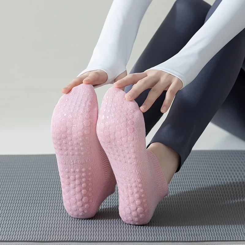 Professional Yoga Socks Women Hollow Out Mesh Thin Breathable Dance Sports Socks Solid Color Silicone Non-slip Pilates Socks Sox
