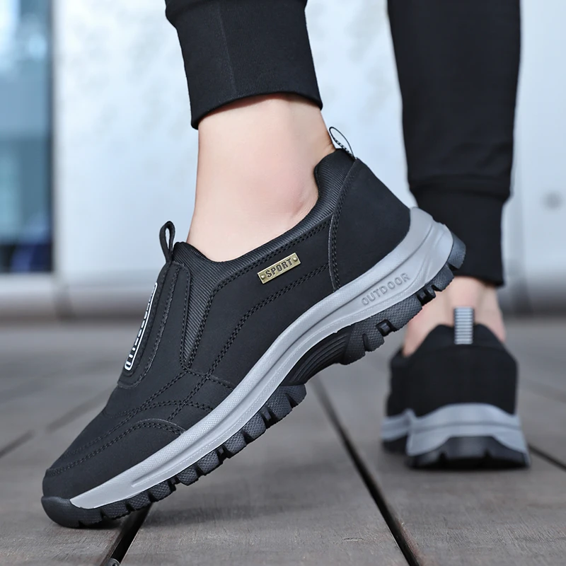 

Autumn Outdoor Mountaineering Casual Sneaker Men's Platform Soft Bottom Fashion Trend Casual Running Tenis Masculino 2024