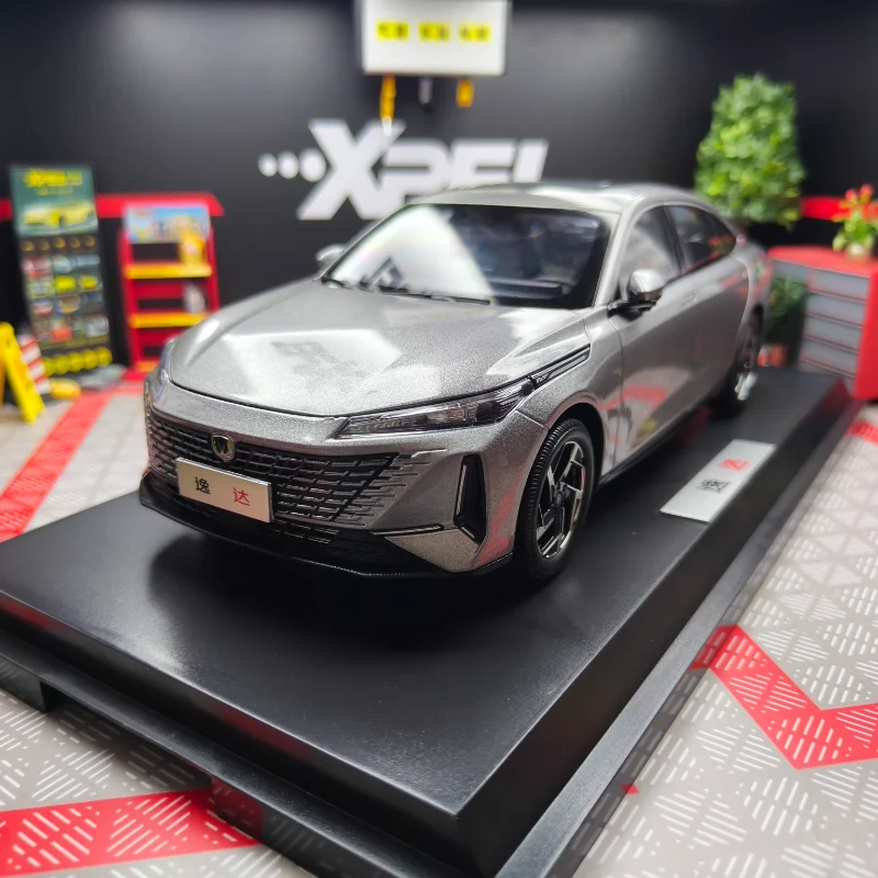 

Diecast 1:18 Scale Changan Yida Original Alloy Car Model Collectible Toy Gift Souvenir Display Ornament