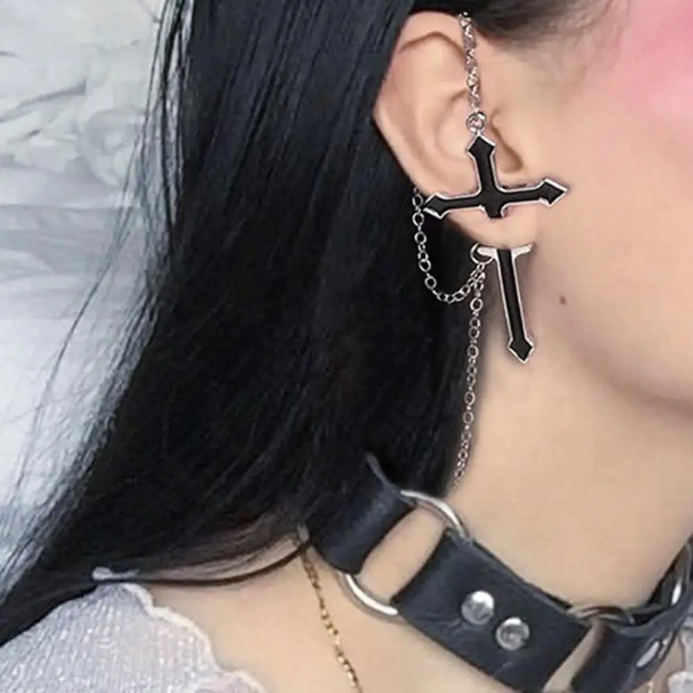 1Pcs Gothic Black Cross Sword Earrings Hippie Bounce Puncture Earrings Halloween Party Club Earrings Punk Cross Ear Jewelry