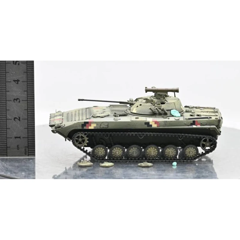 1:72 Scale Plastic Ukrainian BMP2 Tank Model 72304 Militarized Combat Track Type Classics Adult Gifts Souvenir Static Display