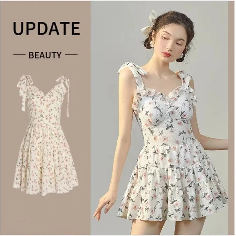 

2024 Top Selling Pure Desire Wind Sexy Floral Dress For Ladies Covering Meat And Showing Weight Soaking In Hot Spring Swimsuit