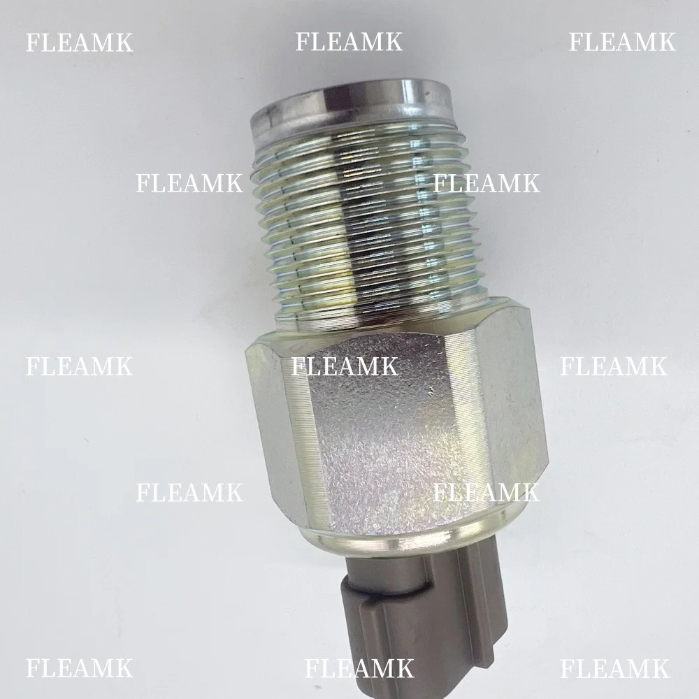 Fuel Common Rail Parts Pressure Sensor 499000-6100 4990006100 Rail Pressure Sensor