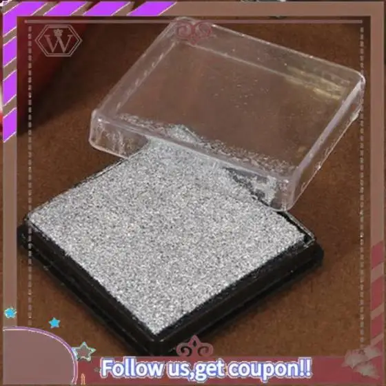 أحدث قطعتان من وسادة الطوابع لثيقة رسائل الزفاف، باللون الأبيض والفضي