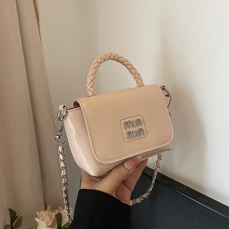 

Elegant Women's Leather Tote Bag Luxury Shoulder Bag Designer Classic Crossbody Handbag For Modern Fashion