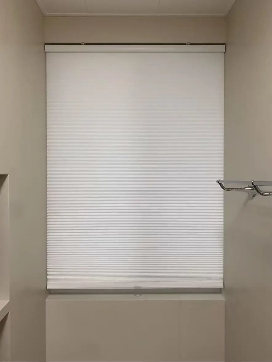 Cordless Honeycomb Cellular Shades Light Filtering Privacy UV Protection Custom Blinds for Home Windows