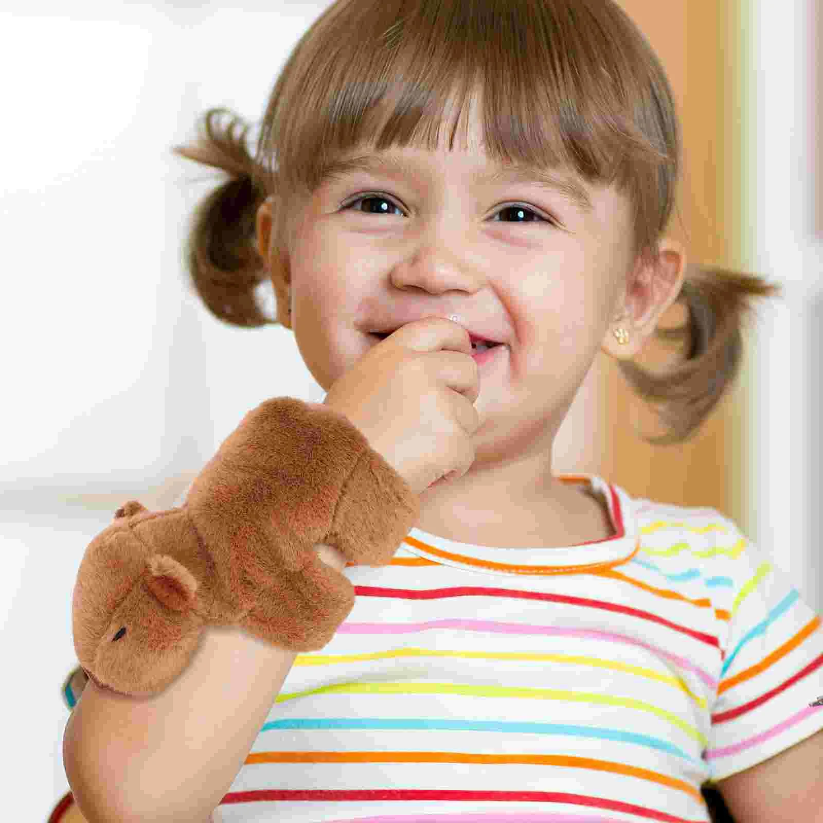 

Plush Slap Bracelet Cute Animal Patting Wrist Band Brown Slap Bands Themed Parties Jungle Birthday Decor Toy Safe