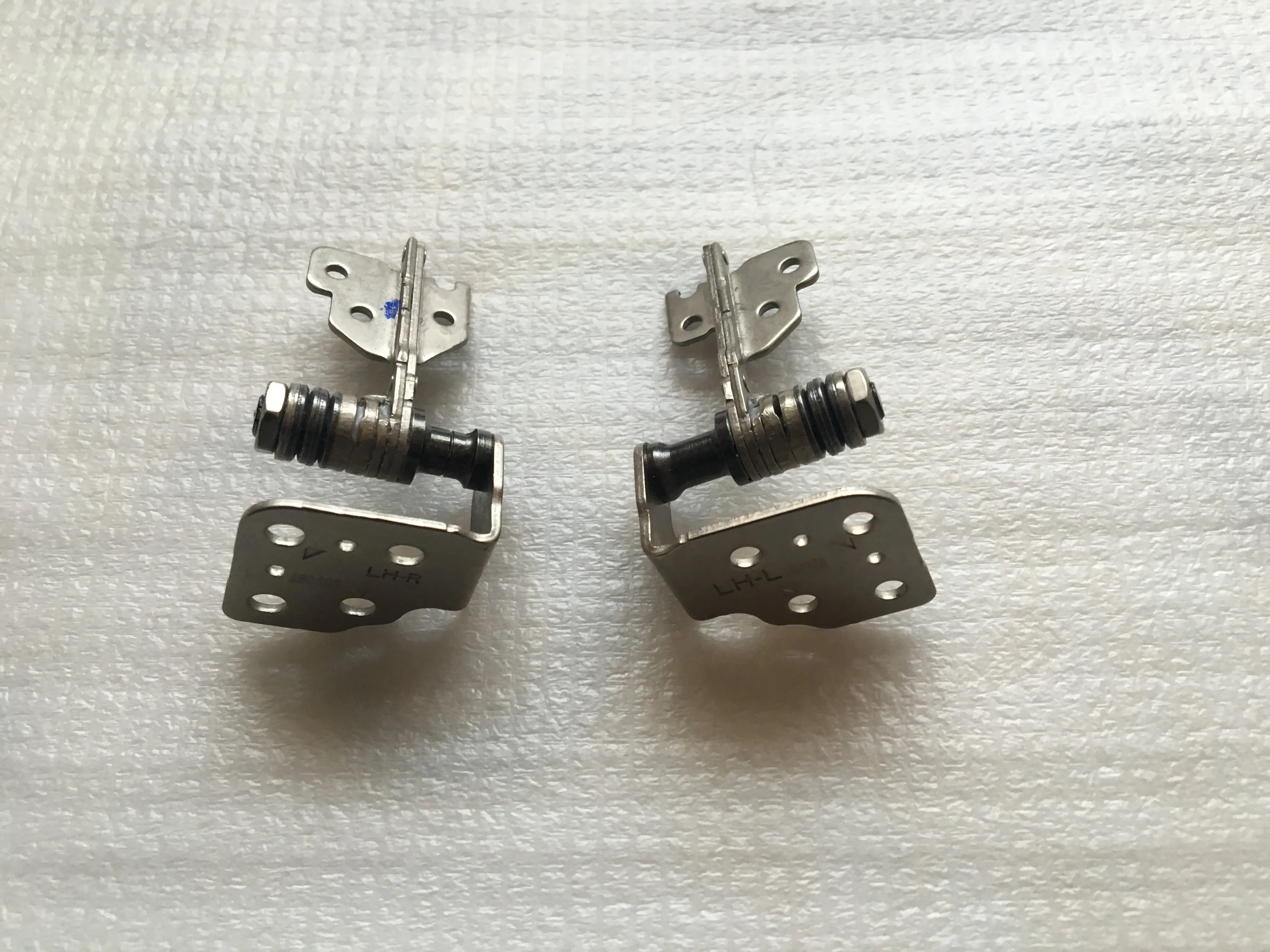 New for MSI GS73 GS73VR MS-17B1 MS-17B5 Screen Shaft, Rotary Shaft, Hinge GS63VR GS63