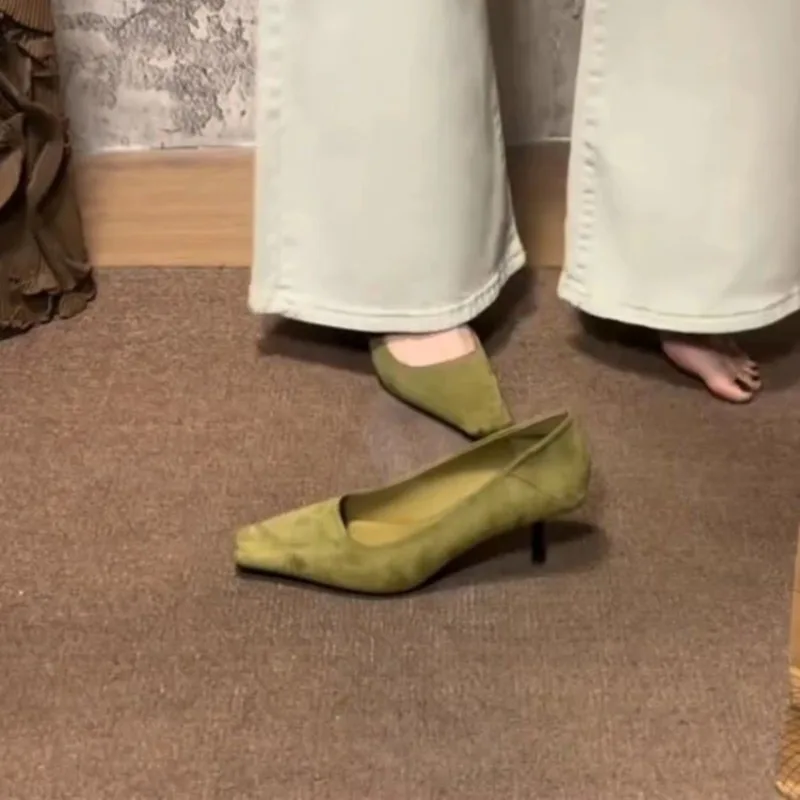 

New Autumn French Elegance Soft High Heels Commute Shoes Surface Square head Thin Heel Slip-On Women's Shoes