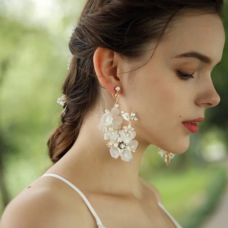 

White Flower Bridal Drop Earring Wedding Jewelry Handmade Gold Color Women Earrings