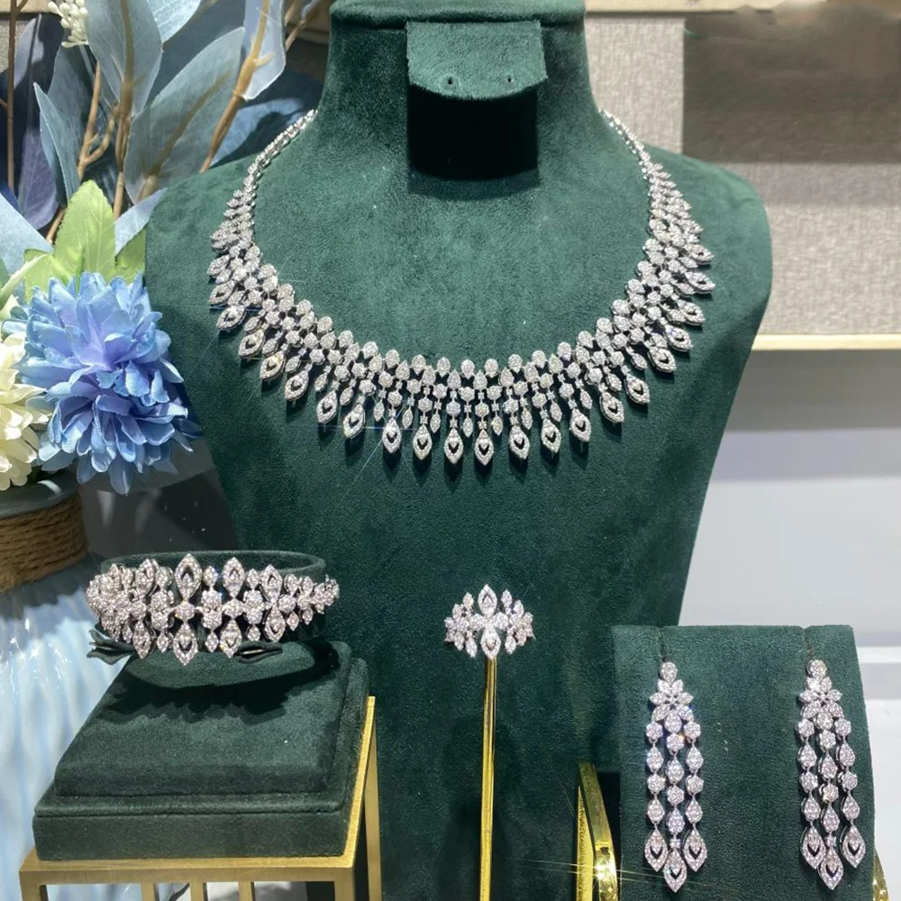 Luxury 4Pcs Bridal Jewelry Set Elegant Zircon Fringe Tassel Design Wedding Accessories for Women Party Wear