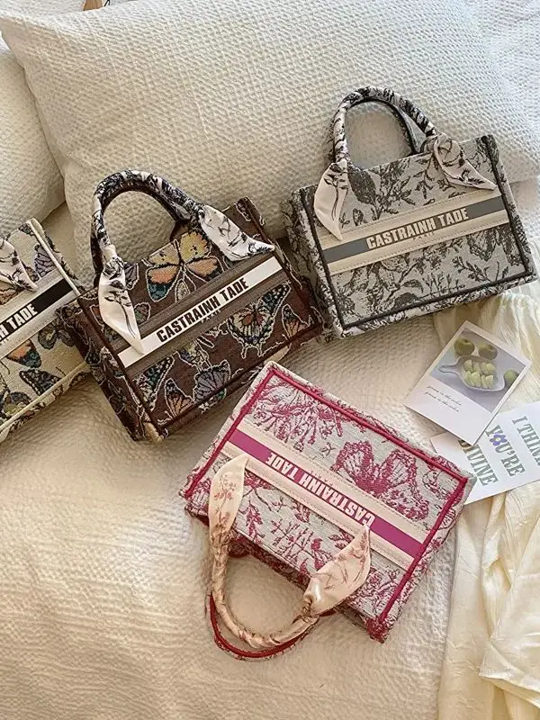 

New fashionable size handbags fall retro printing tote bag versatile embroidery hand carry small square bag