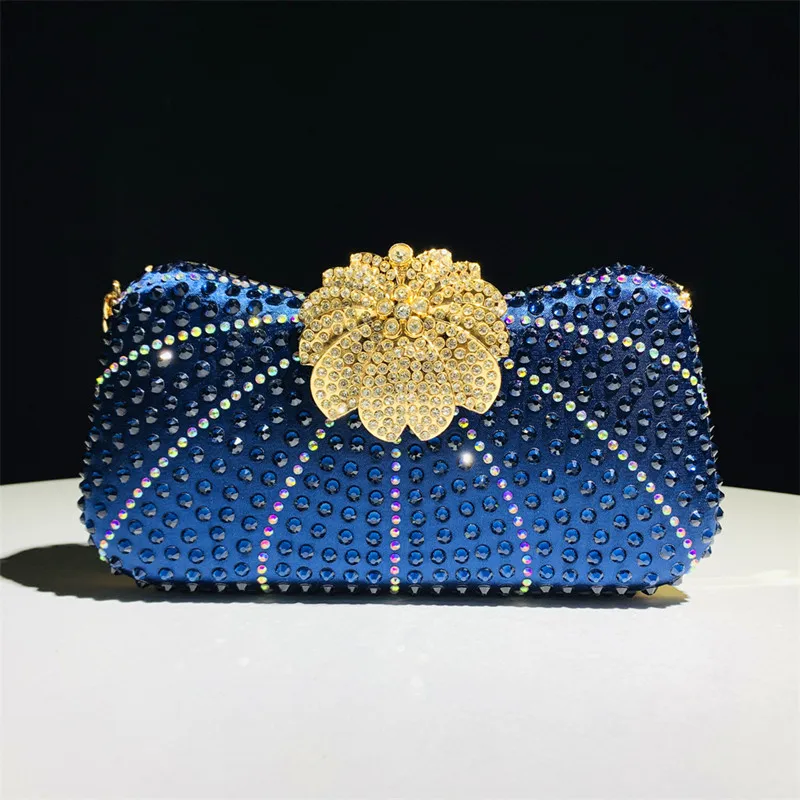 Bolso de mano con flores en 3D para mujer, bandolera de hombro para vestido de banquete, fiesta de noche, boda, diamante, elegante