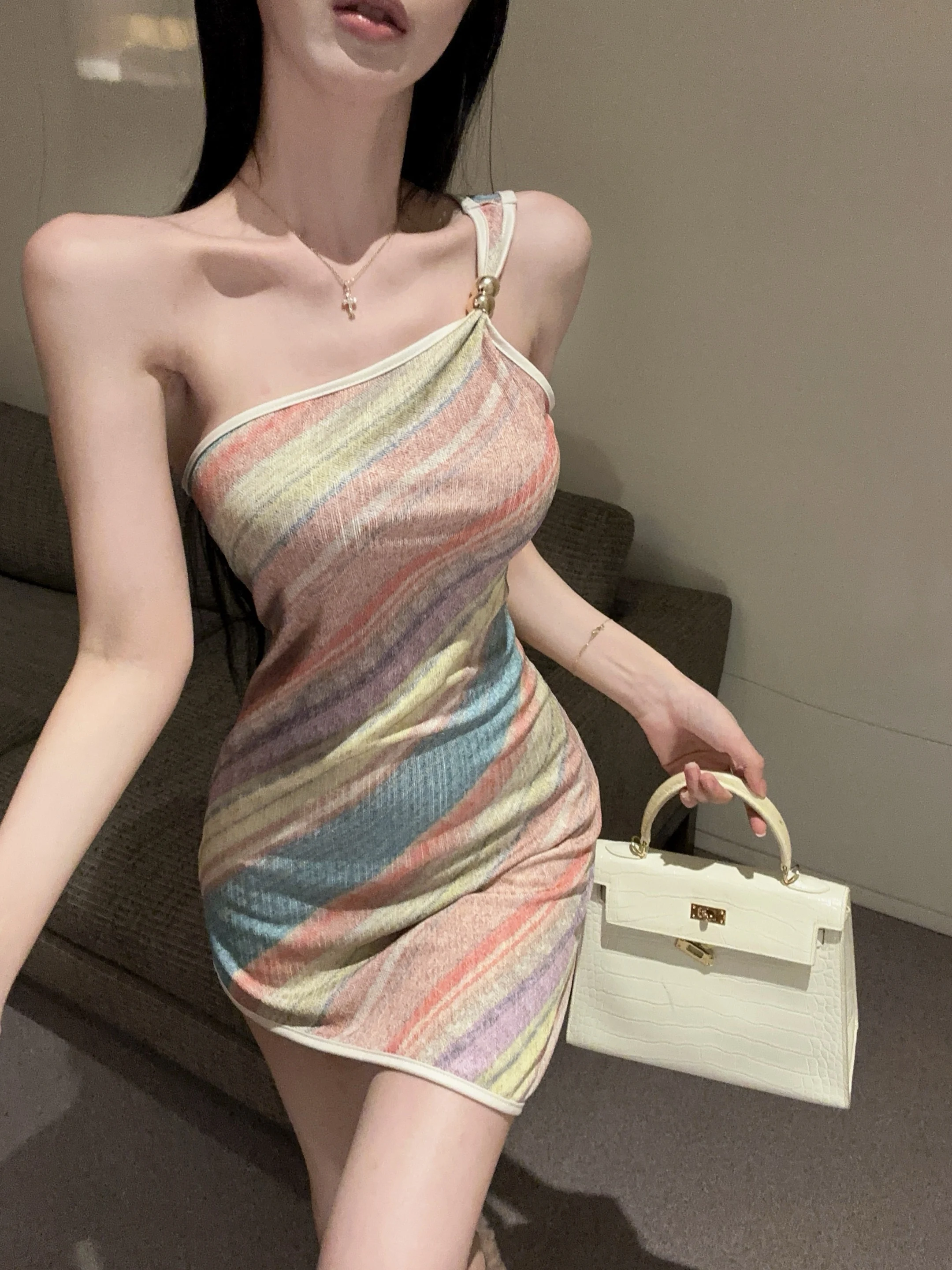 

Sexy Sweet Spicy Backless V-Neck Strap Design Printed Dress Women's Fashionable Striped High Waist Asymmetrical Short Skirt