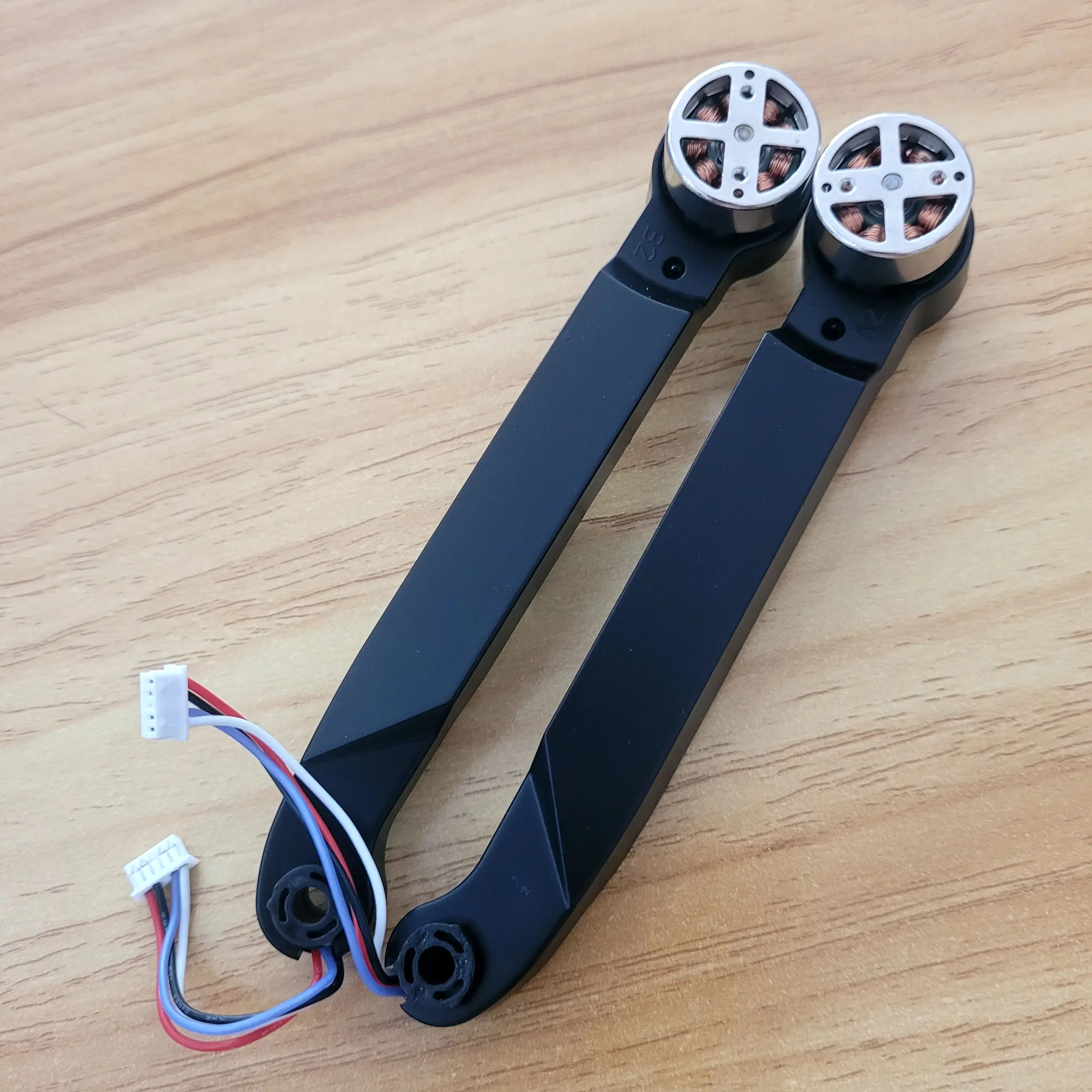 AE8 EVO GPS Drone Motor Arm Spare Part Original Rear A2 / B2 Arm with Engine for Brushless Drone AE8 EVO Accessory