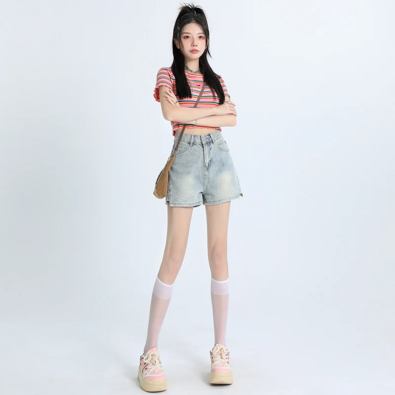 

American-style high-waisted wide-leg denim shorts for petite womenAWomen's summer shorts
