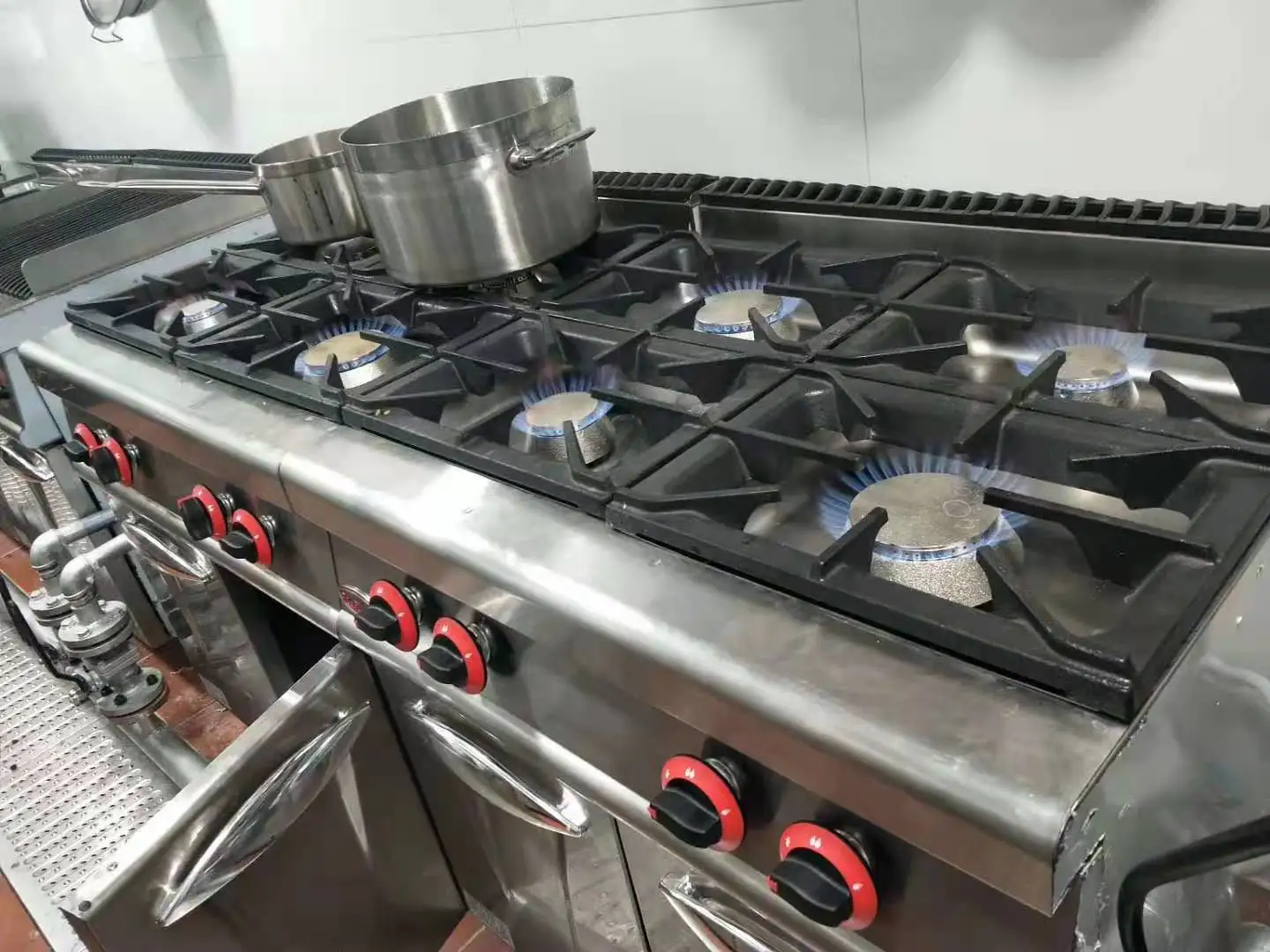 Commercial US Style Gas Range With 4 Burner Cooker With Industrial Gas Stove