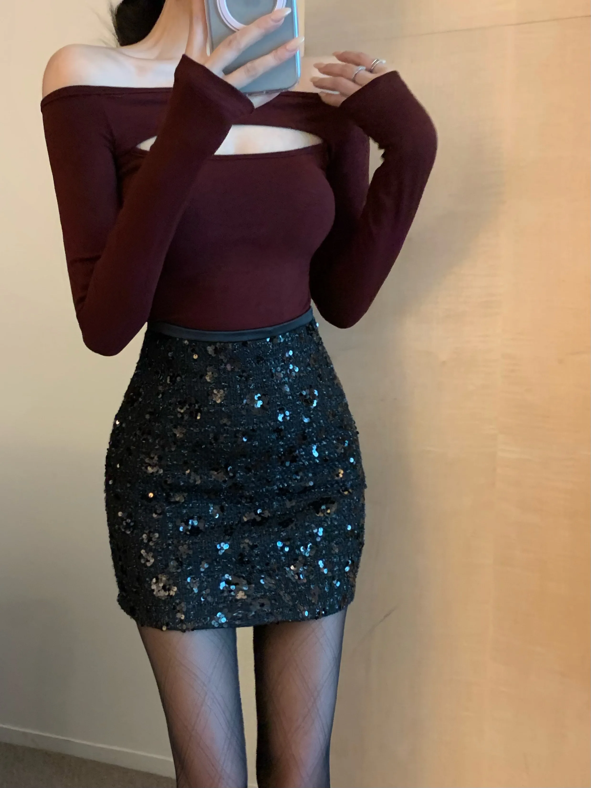 KUSAHIKI Sequined Midi Skirt for Women New Sexy High Waisted Tight Fitting Hip Hugging Short Skirts Mujer Faldas